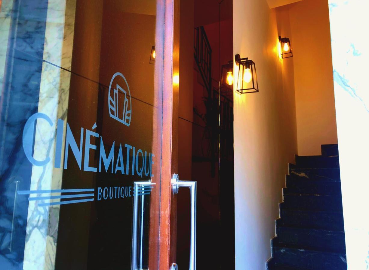 Cinematique Hotel Моста Екстериор снимка