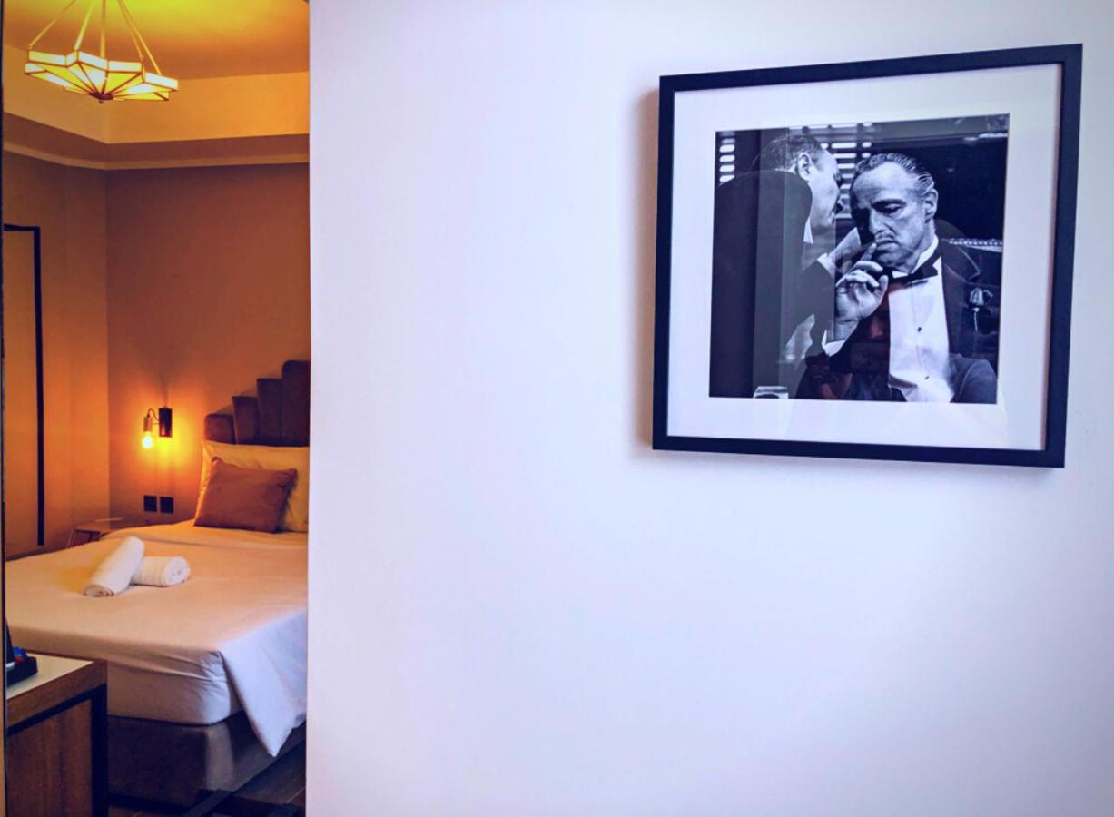 Cinematique Hotel Моста Екстериор снимка