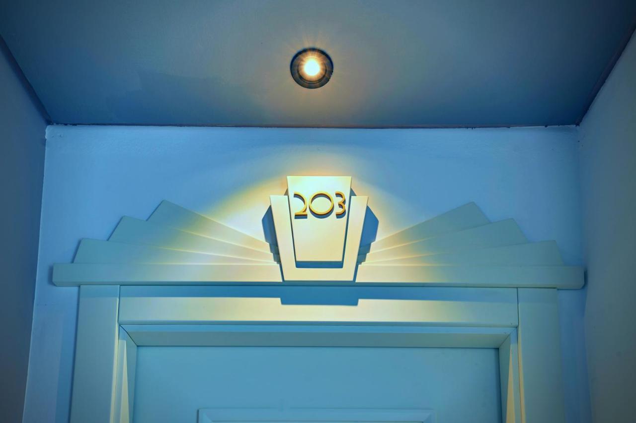 Cinematique Hotel Моста Екстериор снимка