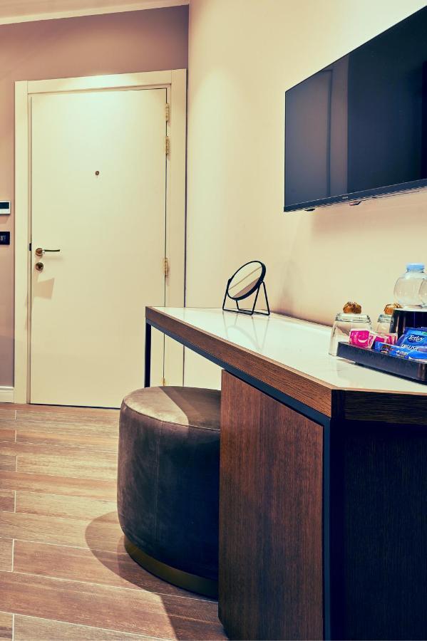 Cinematique Hotel Моста Екстериор снимка